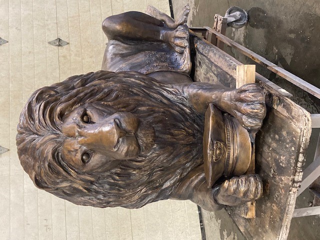 sculpture of a lion